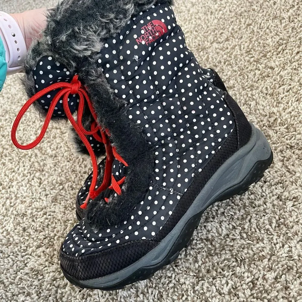 Size 3 / Girls North Face Winter Snow Boots